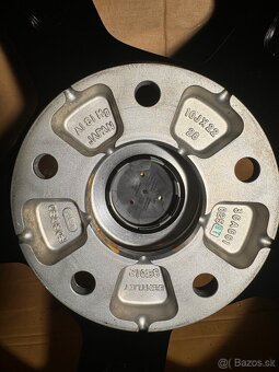 ORIG.BENTLEY BENTAYGA S R22 285/40 R22.KOVANE DISKY - 7