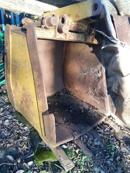 Bielorus Diely EO2621a starší guľatejši typ Bielorus d65 - 7