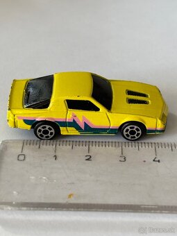 MATCHBOX retro a HOTWEELS - 7