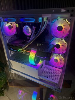 Ryzen 7 5700,RTX 3070, DDR4 16GB3600 MHZ - 7