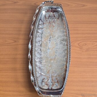 Gravírovaný postriebrený podnos - 7