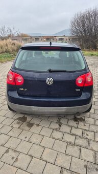 Volkswagen Golf 5 - 7