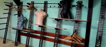 Zariadenie do predajne s textilom - 7