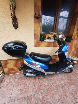 Skúter VR 50 QT von Road - 7
