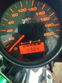 Predám motorku SUZUKI INTRUDER - 7