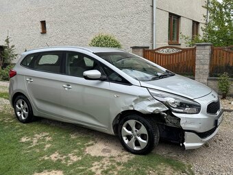 KIA Carens 1.7crdi 100kw 7miestne POJAZDNÉ - 7