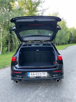 VW Golf VIII GTI 2.0 TSI - 7