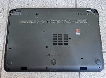 HP 15 / Intel N2815 / 4GB RAM / 128GB SSD / 15.6" - 7