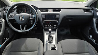 Predám Škoda Octavia Combi 1.5 TSI 110 kW (150k) DSG, zimné - 7