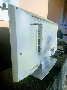 LCD televízor - 7