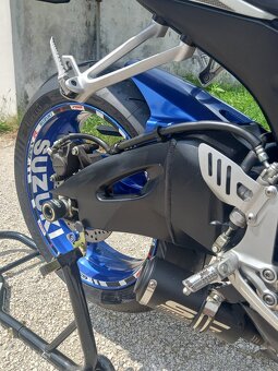 Suzuki Gsx-R 750 - 7