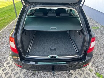 PREDÁM ŠKODA SUPERB COMBI 2.0TDi 125kW 4x4 XENON dovoz DE - 7