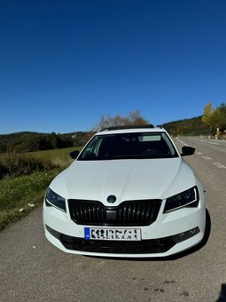 Škoda Superb Combi 2.0 TSI 4x4 Style - 7