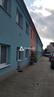 Prenajmem komerčné priestory v Nitre 240m2. - 7