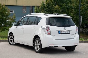 Toyota Verso 2.0 I D-4D 125 Active - 7