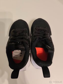 č.23,5 Nové detské botasky Nike air Max - 7