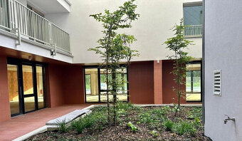 Ružinov prenájom 2 izb. byt 60m2+parking Ivánska cesta - 7