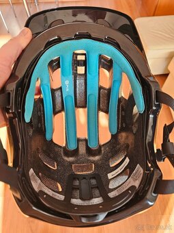 POC Tectral race SPIN,velkost 59-62 cm,váha 390 g. - 7