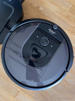 Irobot Roomba I7+ top stav s prislusenstvom - 7