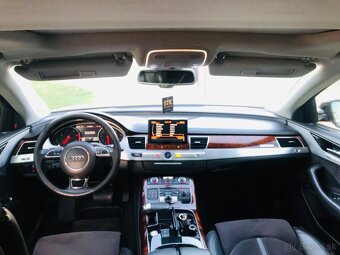 AUDI A8 - 7