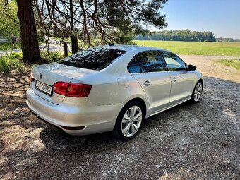 Volkswagen Jetta 2.0TDI 103KW - 7