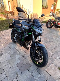 Kawasaki Z650 - 7