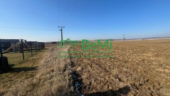 Invevstičný, rovinatý pozemok 5002 m2, Zvolenská Slatina 3D - 7