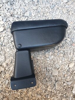 Predam laktovu opierku Seat ibiza Cordoba 6L - 7