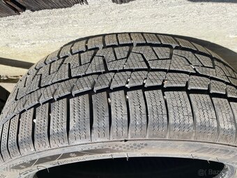 Predám zimné gumy 215/45 r17 - 7