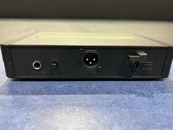 AUDIO-TECHNICA ATW-R700 UHF RECEIVER WITH ATW-T701 TRANSMITT - 7