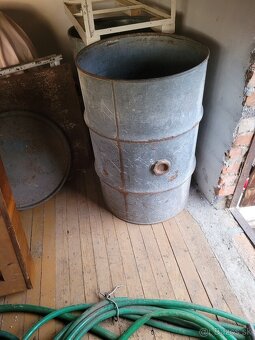 Plechové sudy 200l - 7