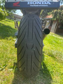 Honda Hornet 600 - 7