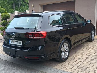 Volkswagen Passat Variant 1.5 TSI Business DSG r.v. 2022 - 7