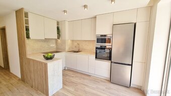 3i byt s terasou, záhradkou a parkovaním, PANORÁMA – Cédrová - 7
