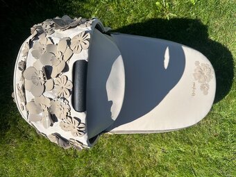 Cybex priam 4.0 vanička simply flowers beige - 7