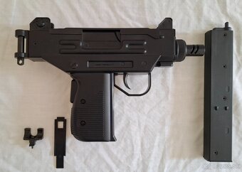 Samopal  IWI UZI, pružinová pištoľ, naťaho. páka odlomená - 7