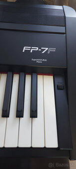 Roland FP7F - 7