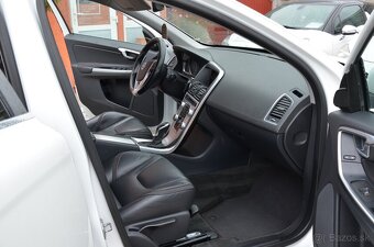 Volvo XC60 D4 Ocean Race Geartronic AWD 133KW - 7