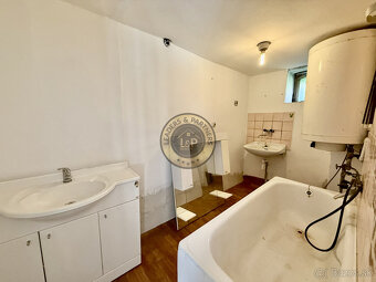 Na predaj starší vidiecky dom v obci Horné Orešany - 7