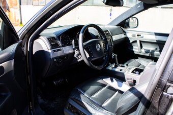 Volkswagen Touareg R50 5,0TDI V10 - 7