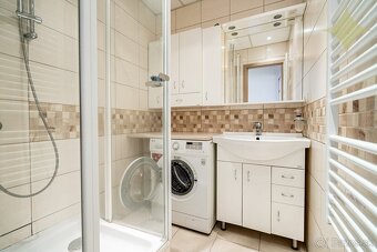 Na predaj, 3 izbový byt, sídl. Drieňová, Banská Štiavnica - 7