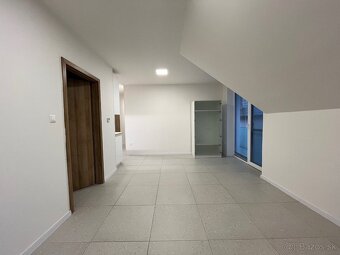 Prenájom 2 izbový byt v centre Topoľčianok - 7