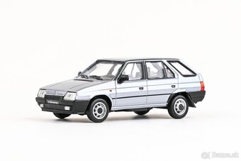 Modely Škoda Forman (1993) 1:43 Abrex - 7