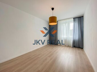Na predaj 4 izbový byt na Smolenickej ulici v Petržalke - 7