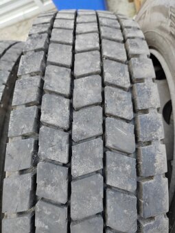 295/80 R22,5 DEBICA DRD2 / KOMPLET SADA NA DISKOCH - 7