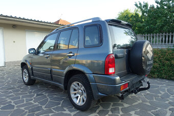 Suzuki Grand Vitara 2.0 TD ABS A/C - 7