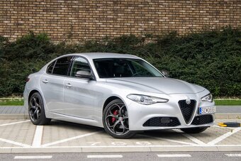 Alfa Romeo Giulia 2.0 GME AT - 7