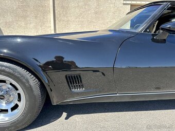 Chevrolet Corvette C3 z roku 1981 Stingray - 7