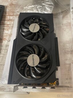 RTX 4060 Gigabyte Windforce OC 8GB - 7