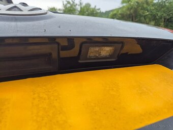 Predám náhradné diely na Volkswagen Passat b6 3c VARIANT - 7